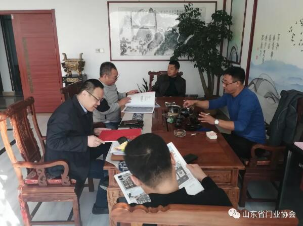 協(xié)會一行來到了濰坊昌茂鋁藝