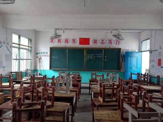 江西省寧都縣賴村鎮(zhèn)堅朗希望小學(xué)原貌