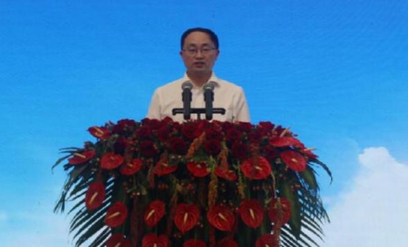 永康市委副書記、市長張群環(huán)首先致辭