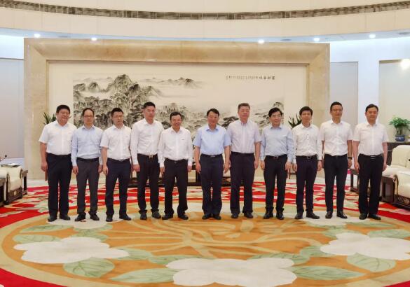 大華股份長(zhǎng)三角區(qū)域總部暨科創(chuàng)中心項(xiàng)目簽約儀式