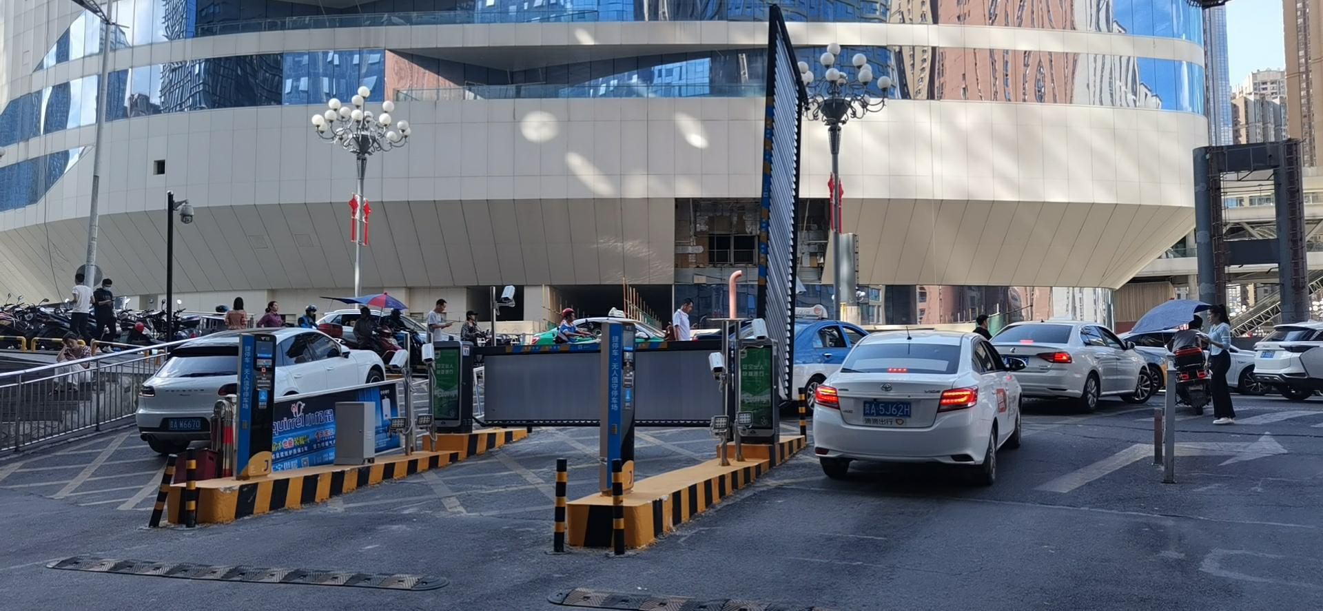 花果園所有車場車道均已完成捷停車·云托管升級改造