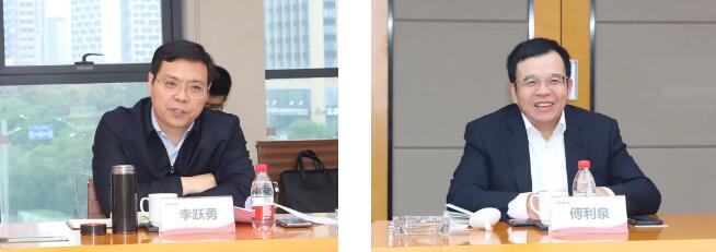 李躍勇市長對大華股份在智慧城市、社會治理等領(lǐng)域的技術(shù)探索及模式創(chuàng)新給予肯定
