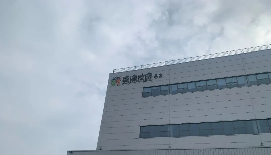 建充電站應(yīng)跟建加油站一樣！車企不適合自建充電樁！