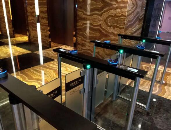 看，智能門禁系統(tǒng)在斷網(wǎng)下依舊玩得66的