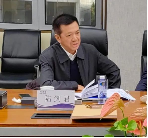 中國安防協(xié)會安檢防爆專業(yè)委員會赴同方威視開展工作調(diào)研