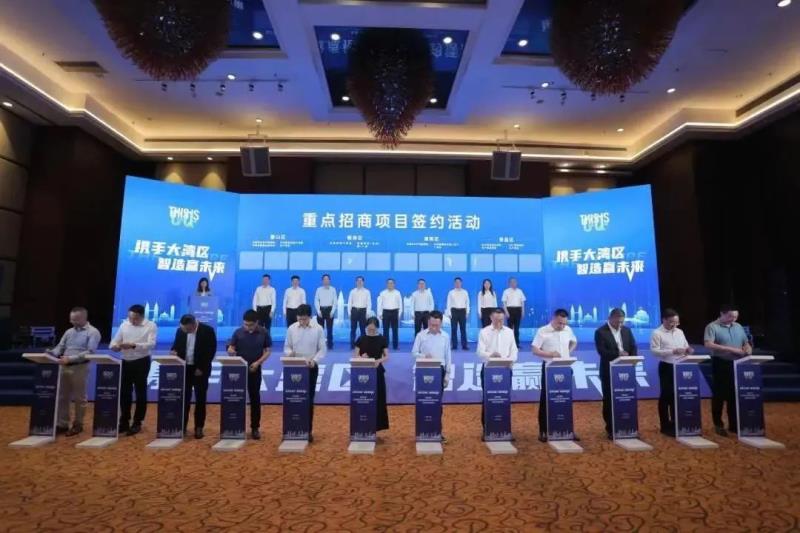 成渝走進(jìn)大灣區(qū)，云鹿簽約成為16個(gè)重點(diǎn)項(xiàng)目之一