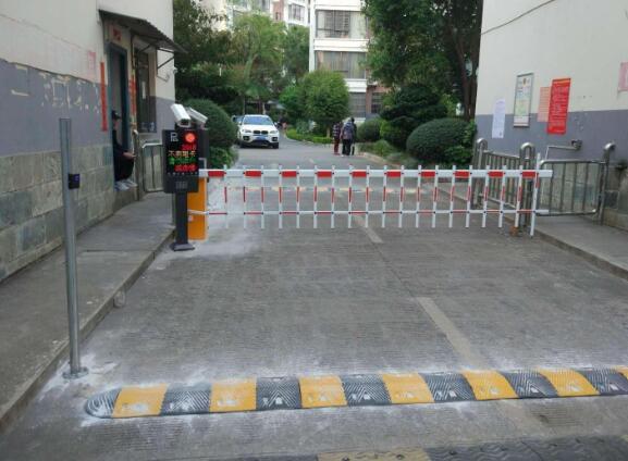 在雙重車牌識(shí)別的加持下，車牌識(shí)別還會(huì)出錯(cuò)嗎？