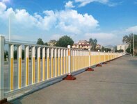 為什么要安裝道路護(hù)欄？