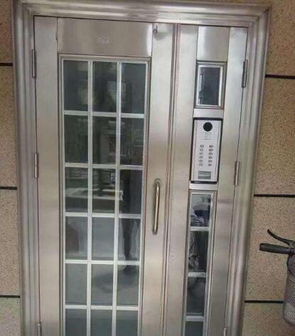 實(shí)施樓宇對講系統(tǒng)的傳輸與聯(lián)網(wǎng)布線技術(shù)時(shí)，需注意哪些？