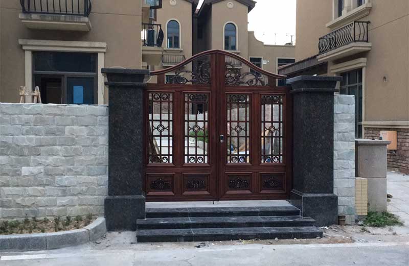 東莞大門 - 中出網-智能出入口與停車充電門戶