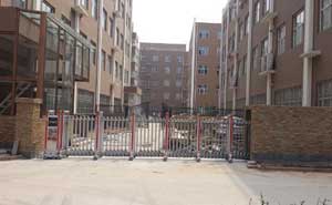 鹿泉開(kāi)發(fā)區(qū)伸縮門(mén)案例