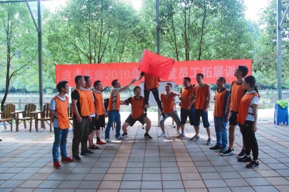 飛翔隊：飛翔飛翔，永遠最強