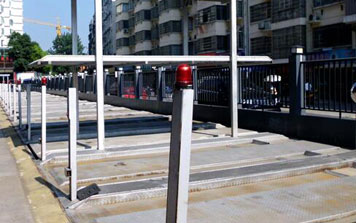 地坑式二層立體車庫(kù)