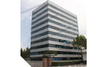 智能轎廂垂直升降立體車庫