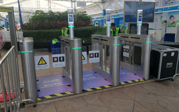 速通門 - 人臉識別+速通門