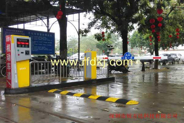 廣西北海中石化公司車牌識別系統(tǒng)案例 - 中出網(wǎng)-智能出入口與停車充電門戶