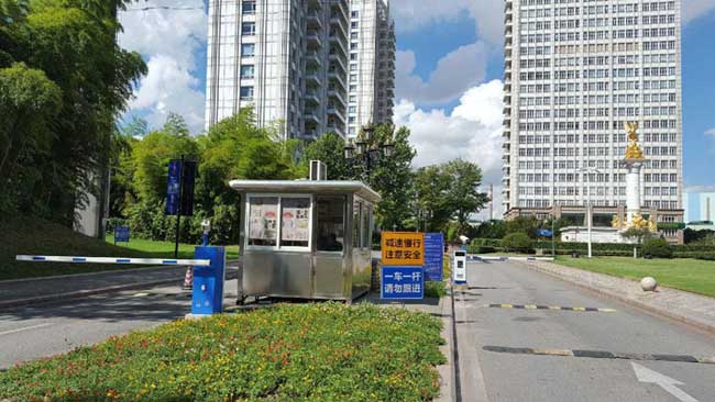 廣州領(lǐng)會管車牌識別系統(tǒng)案例 - 中出網(wǎng)-智能出入口與停車充電門戶