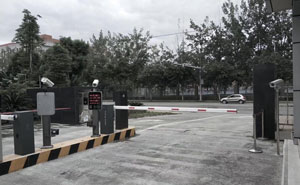 成都雙流國際機場車牌識別系統(tǒng)案例