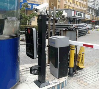 深圳南山市場車牌識別系統(tǒng)案例 - 中出網(wǎng)-智能出入口與停車充電門戶