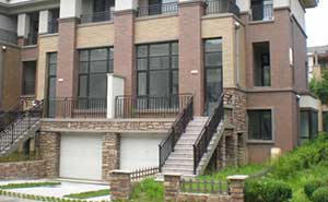 沈陽九如溪谷別墅-車庫門案例 - 中出網(wǎng)-智能出入口與停車充電門戶