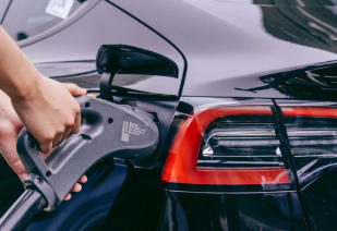 雙節(jié)同慶｜星星充電獻(xiàn)禮，5重好禮伴您暢行金秋！