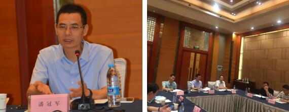 中國建筑金屬結(jié)構(gòu)協(xié)會副秘書長兼自動門電動門分會會長潘冠軍到會講話