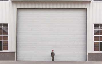 工業(yè)巨型提升門