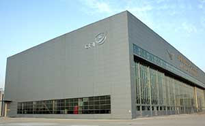 北京首都機(jī)場工業(yè)提升門案例