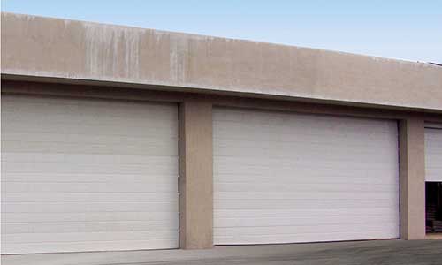 大連機(jī)場(chǎng)工業(yè)門(mén)案例 - 中出網(wǎng)-智能出入口與停車充電門(mén)戶