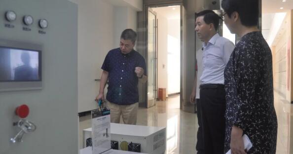 走進穩(wěn)利達展廳