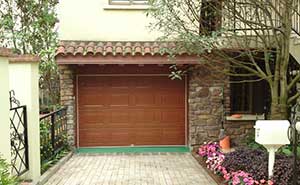 北京東方夏威夷花園車庫門案例