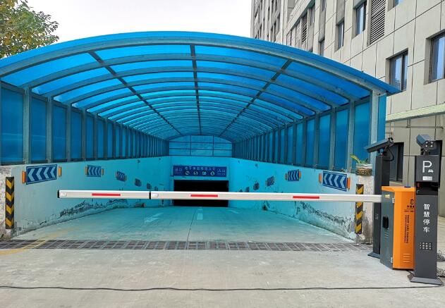 車牌識別-河南科達節(jié)能環(huán)保有限公司 - 中出網(wǎng)-智能出入口與停車充電門戶