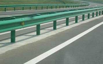 高速公路波形梁護欄
