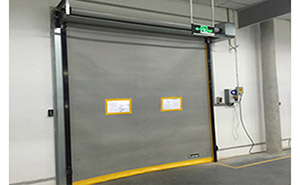 天弘基業(yè)軟簾防撞快速門 - 中出網(wǎng)-智能出入口與停車充電門戶