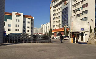 煙臺(tái)萊山公安局伸縮門工程案例