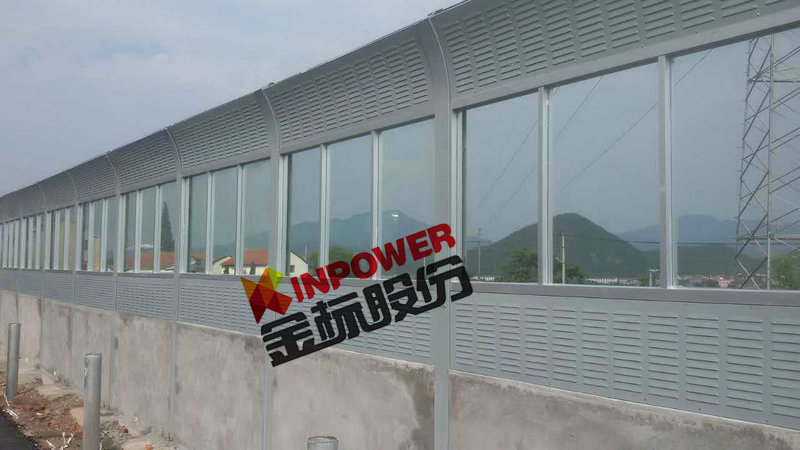 杭金衢高速公路聲屏障護(hù)欄案例 - 中出網(wǎng)-智能出入口與停車(chē)充電門(mén)戶(hù)