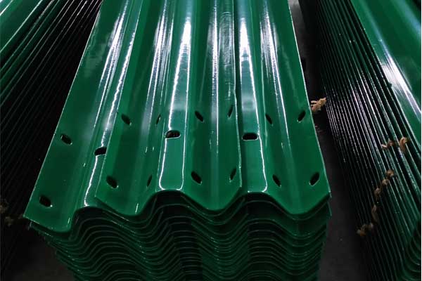 噴塑護(hù)欄板