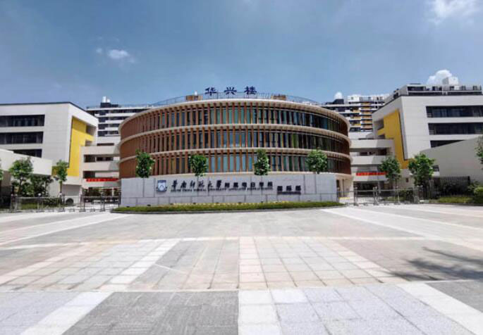 華南師范大學(xué) - 中出網(wǎng)-智能出入口與停車充電門戶