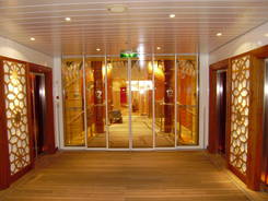 新豪華游輪“AIDA Luna”號開始處女航自動門案例 - 中出網(wǎng)-智能出入口與停車充電門戶