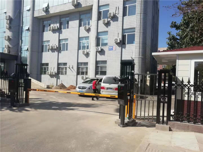 沈陽蘇家屯紀委車牌識別系統(tǒng)和崗?fù)?- 中出網(wǎng)-智能出入口與停車充電門戶