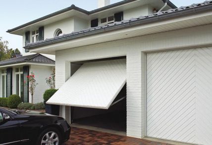 車(chē)庫(kù)門(mén)