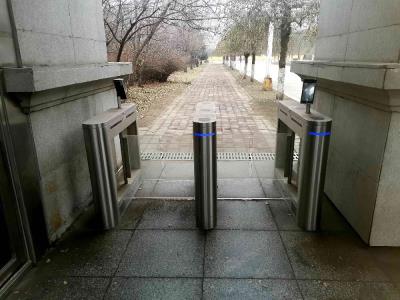 某單位人臉識(shí)別通道 - 中出網(wǎng)-智能出入口與停車(chē)充電門(mén)戶