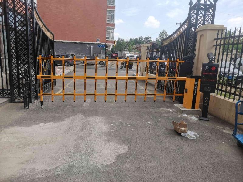 省運(yùn)動中心學(xué)生寢室雙層?xùn)艡跅U車牌識別系統(tǒng) - 中出網(wǎng)-智能出入口與停車充電門戶