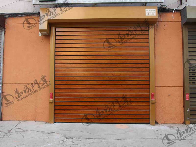 硬質(zhì)快速門(mén)