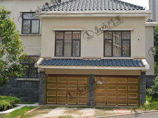 實(shí)木鋁合金車庫門