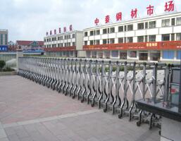 中泰鋼材市場伸縮門案例