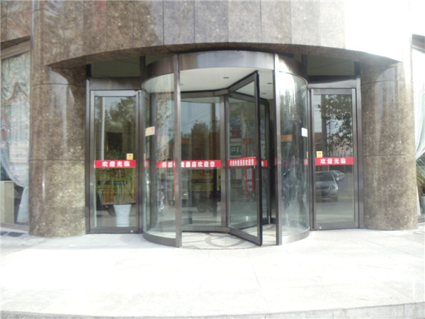 自動旋轉(zhuǎn)門