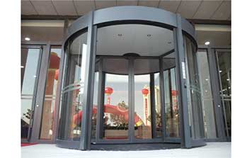 兩翼旋轉(zhuǎn)門