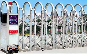 A56大圓彎加強(qiáng)型電動(dòng)伸縮門