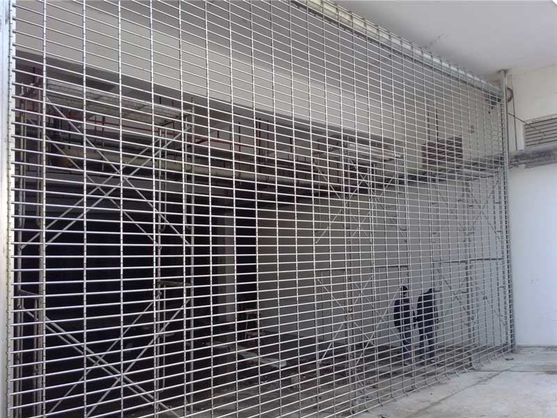 超大型電動(dòng)不銹鋼卷簾門(mén)